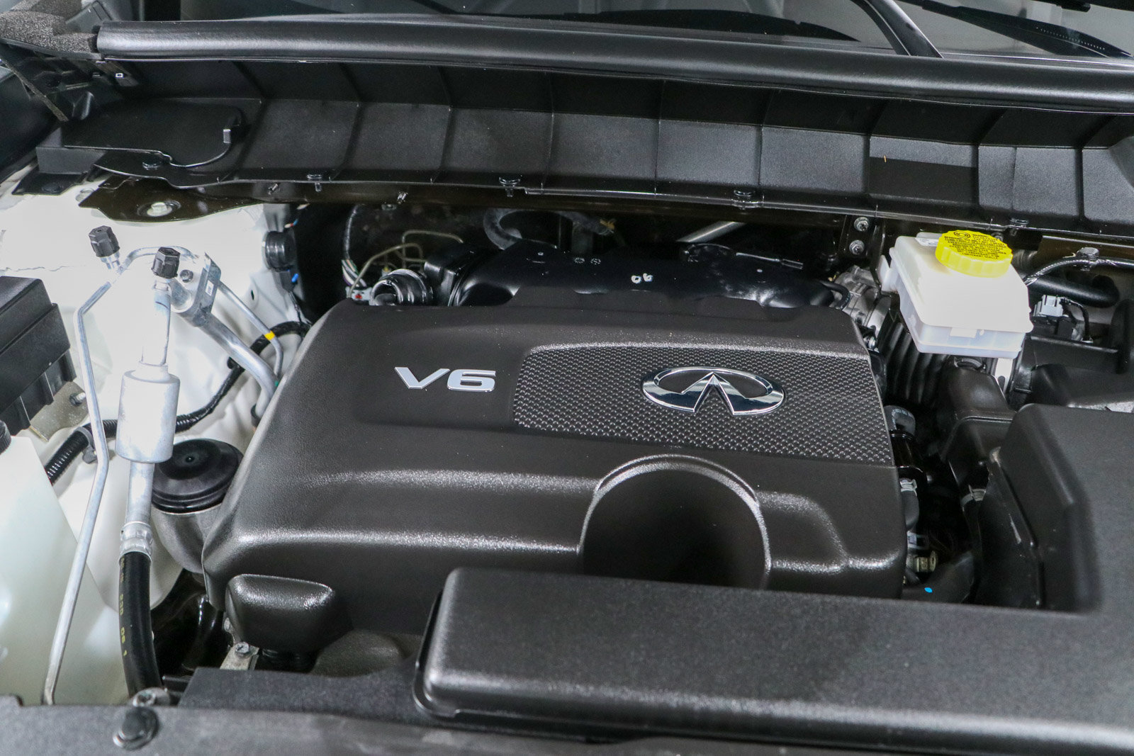 Used 2023 INFINITI QX60 Luxe w/ Performance Audio Package AWD/4WD image 34