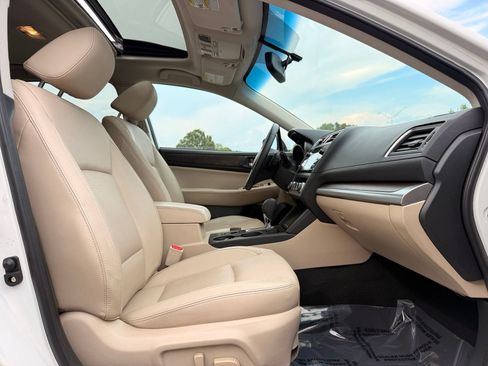 Used 2017 Subaru Outback 2.5i Limited AWD/4WD image 26