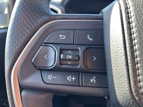 Used 2025 Toyota 4Runner SR5 image 20