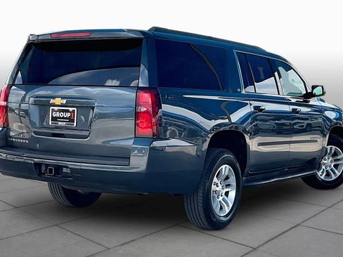 Used 2019 Chevrolet Suburban LT image 13