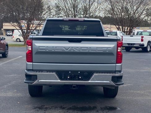 Used 2025 Chevrolet Silverado 1500 LT image 4