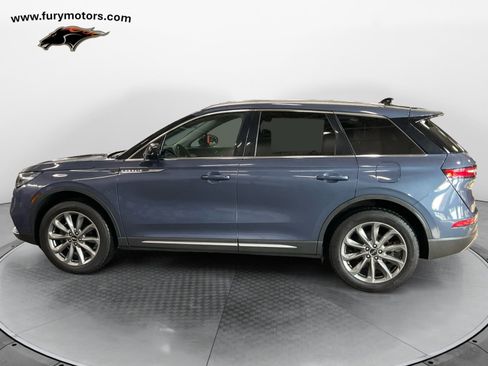 Used 2022 Lincoln Corsair AWD w/ Premium Package image 6