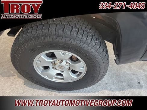 Used 2014 Toyota Tacoma PreRunner w/ SR5 Package image 9