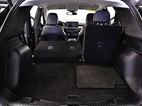 Used 2024 Ford Escape Platinum image 30