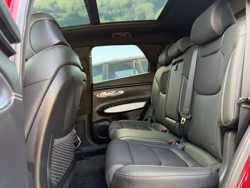 Used 2024 Genesis GV70 3.5T Sport image 13