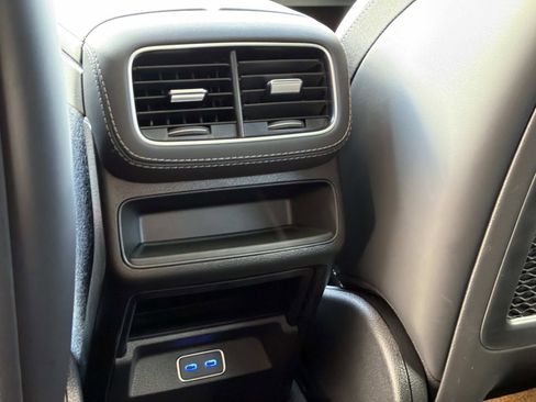 Used 2025 Mercedes-Benz GLE 53 AMG 4MATIC Coupe image 34