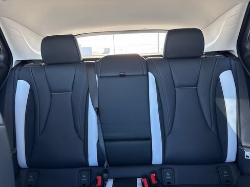 New 2026 Buick Envision Sport Touring AWD/4WD image 39