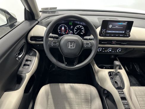 Certified 2023 Honda HR-V LX image 18