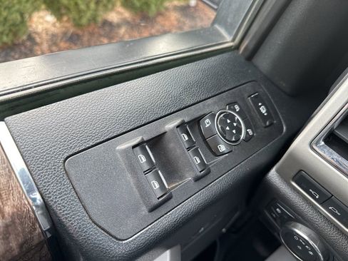 Used 2018 Ford F250 Lariat w/ Lariat Value Package image 14