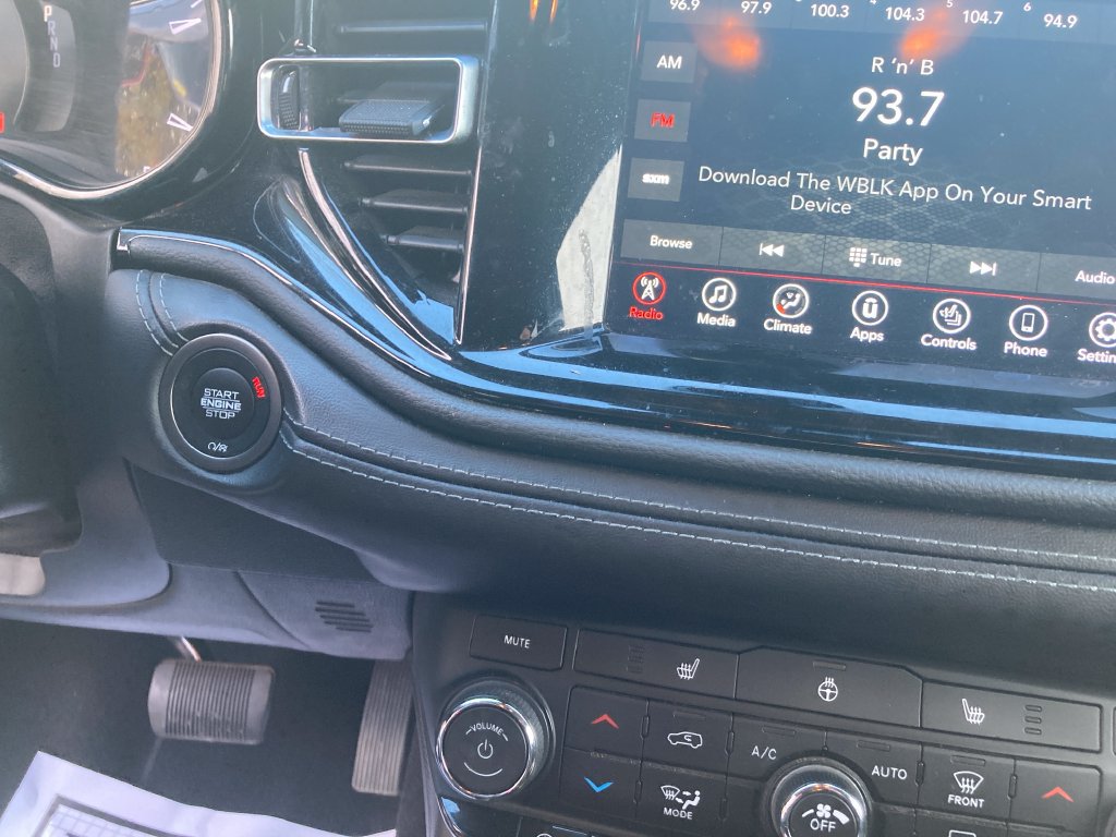Used 2021 Dodge Durango SXT AWD/4WD image 22