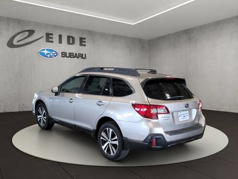 Used 2019 Subaru Outback 3.6R Limited w/ Popular Package #2 AWD/4WD image 7