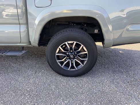 Used 2023 Toyota Tacoma TRD Sport w/ TRD Premium Sport Package RWD image 10