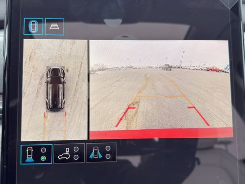 New 2026 GMC Terrain Denali w/ LPO, Floor Liner Package image 31