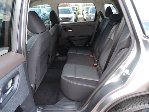 Used 2021 Nissan Rogue SV image 20