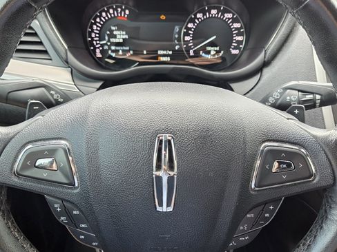 Used 2017 Lincoln MKC Premiere FWD image 20