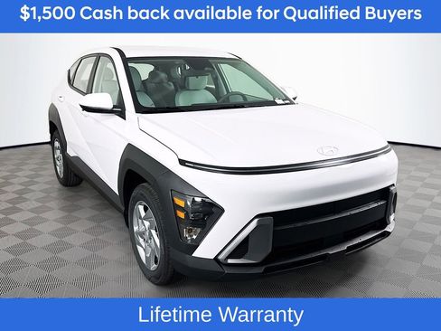 New 2026 Hyundai Kona SE image 3