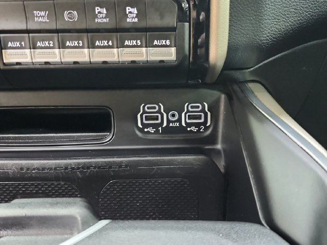 Used 2022 RAM 3500 Laramie AWD/4WD image 32