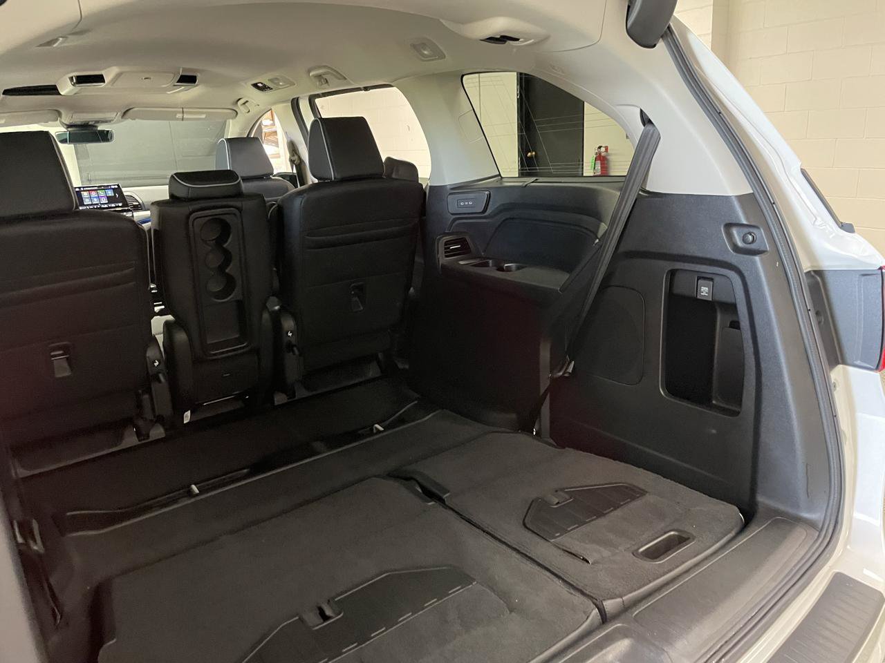 Used 2026 Honda Odyssey Elite image 23