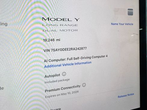 Used 2024 Tesla Model Y Long Range image 33