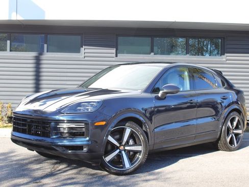 New 2026 Porsche Cayenne image 1