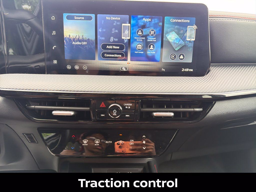 Certified 2026 Nissan Kicks SR FWD image 20
