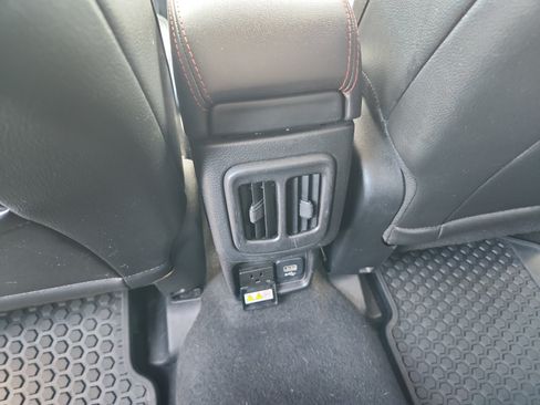 Used 2018 Jeep Compass Trailhawk AWD/4WD image 32