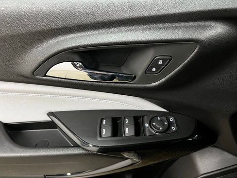 New 2026 Chevrolet Trax LT w/ LT Convenience Package FWD image 11