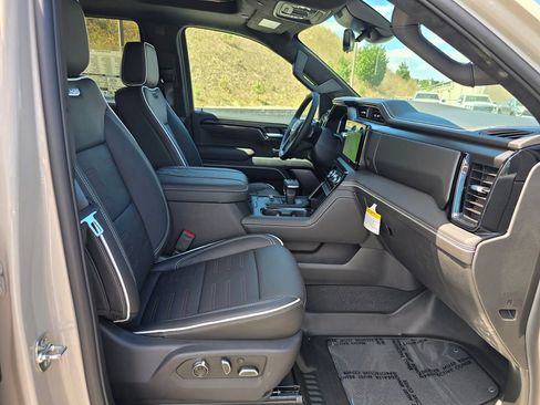New 2026 GMC Sierra 1500 AT4X AWD/4WD image 27