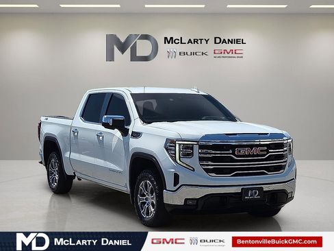 Used 2024 GMC Sierra 1500 SLT w/ X31 Off-Road Package AWD/4WD image 1