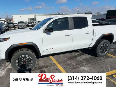 New 2026 GMC Canyon AT4 AWD/4WD image 4
