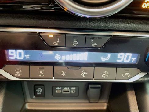 Certified 2025 Nissan Sentra SR w/ SR Premium Package FWD image 19