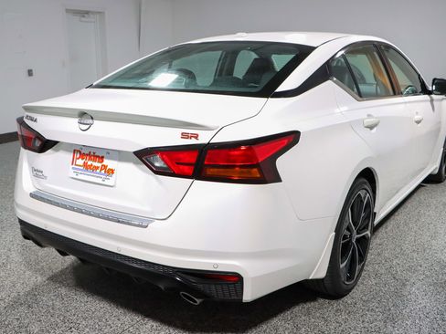 Used 2023 Nissan Altima 2.5 SR image 7
