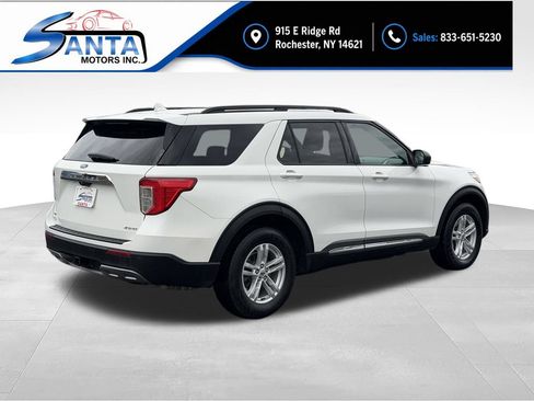 Used 2022 Ford Explorer XLT w/ Equipment Group 202A AWD/4WD image 17