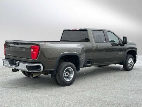 Used 2023 Chevrolet Silverado 3500 LT w/ Convenience Package image 6