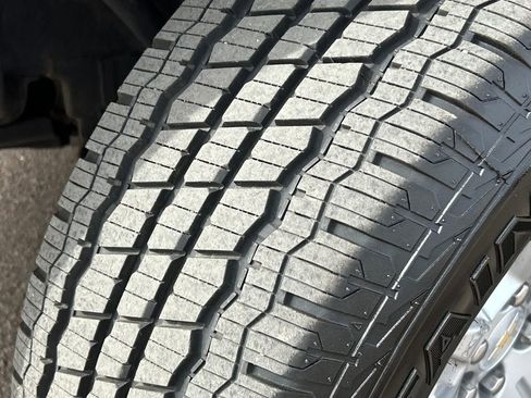 Used 2018 Chevrolet Colorado LT image 25