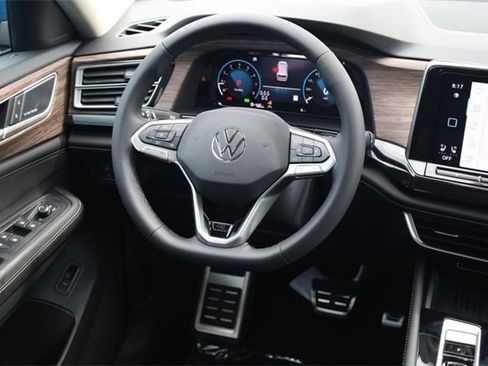 New 2026 Volkswagen Atlas SEL Premium R-Line image 29