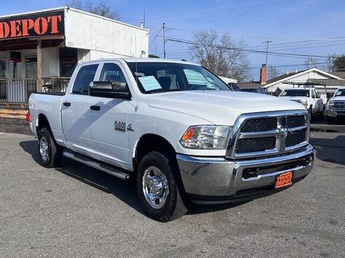Used 2013 RAM 2500 Tradesman w/ Chrome Appearance Group image 21