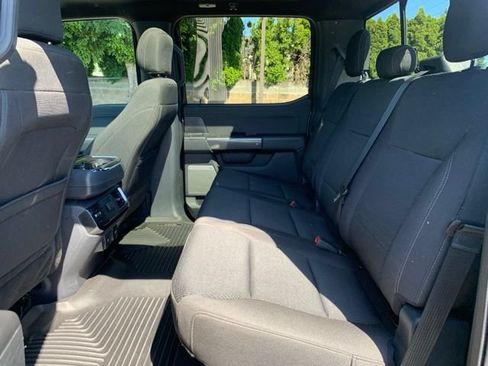 Used 2021 Ford F150 XLT w/ Equipment Group 302A High AWD/4WD image 15
