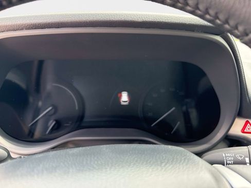 New 2026 Toyota Sienna XLE image 25