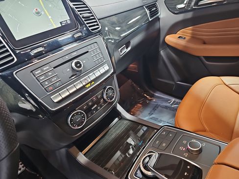 Used 2018 Mercedes-Benz GLE 43 AMG 4MATIC Coupe image 25