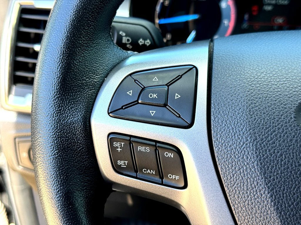 Used 2019 Ford Ranger XLT w/ Equipment Group 302A Luxury RWD image 16