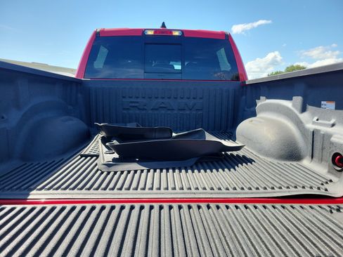 Used 2024 RAM 1500 Big Horn RWD image 7