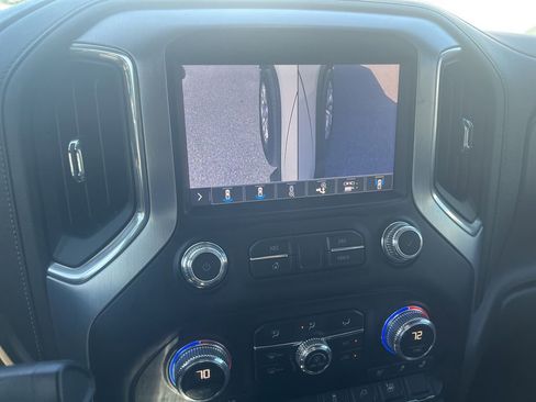 Used 2019 GMC Sierra 1500 SLT w/ SLT Premium Package AWD/4WD image 18