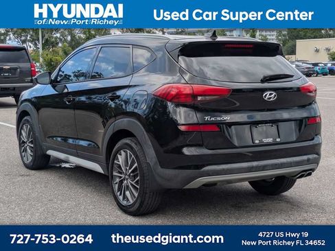 Used 2021 Hyundai Tucson SEL FWD image 3