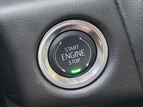 Used 2024 Chevrolet Tahoe Premier AWD/4WD image 7