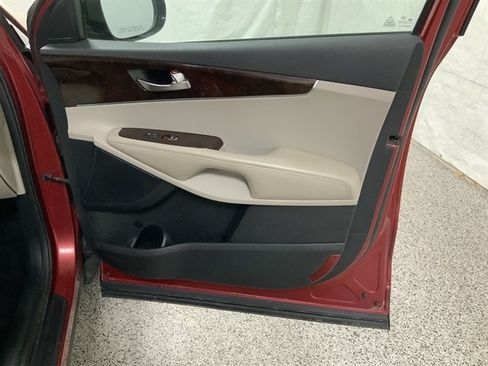 Used 2017 Kia Sorento FWD w/ LX Convenience Package image 22