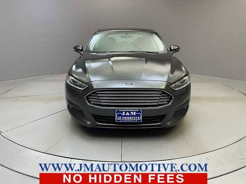 Used 2016 Ford Fusion SE image 8