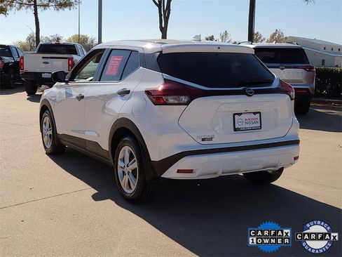 Certified 2025 Nissan Kicks Play S image 2