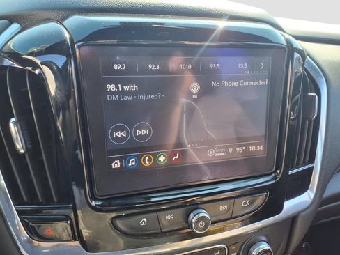 Used 2023 Chevrolet Traverse LT AWD/4WD image 12