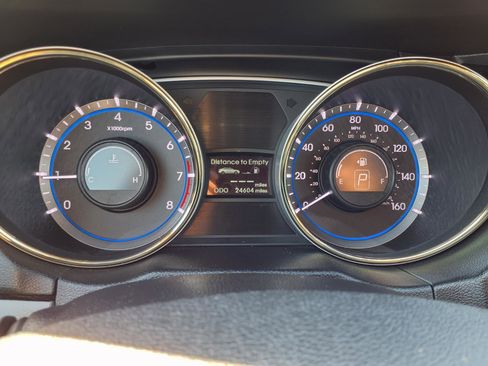 Used 2013 Hyundai Sonata Limited w/ Premium Pkg image 15